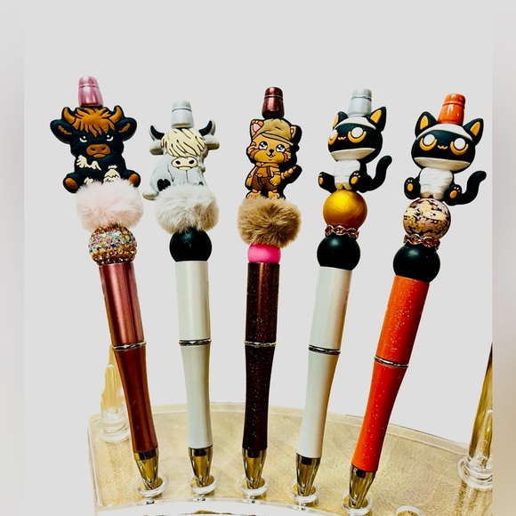 🎄Cute Animal-Themed Pens with Pom Poms and Sparkle! - Picture 7 of 7